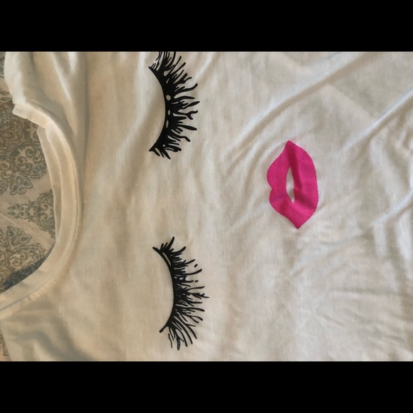 Shirt - Picture 2 of 3